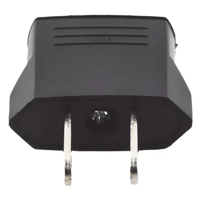 Adaptador de enchufe europea a americano, Calidad PREMIUM @ 6 A ; 110 - 250 Vca