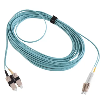 Jumper de Fibra Óptica Multimodo 50/125 XGLO OM3, LC-SC Duplex, OFNR, Color Aqua, 10 Metros (32.81 Pies)