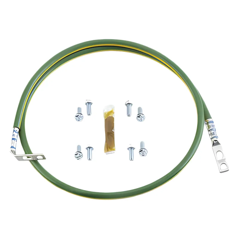 Jumper Para Aterrizar Equipos en Racks o Gabinetes, 10 AWG, con Terminal Doblada a 90 Grados, 0.61m de Largo