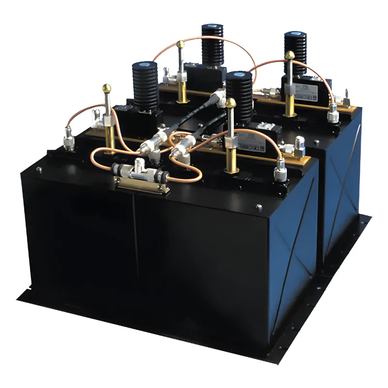 Combinador dB SPECTRA, en Panel /Rack 19", 380-400 MHz,6 Canales, 100 kHz de Sep. N Hembras.
