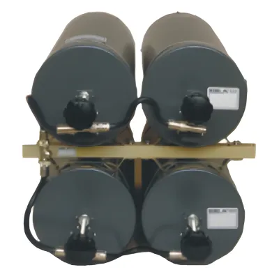 Duplexer VHF, para 154-174 MHz, para Potencia Máxima de Entrada de 250 W (ciclo continuo).