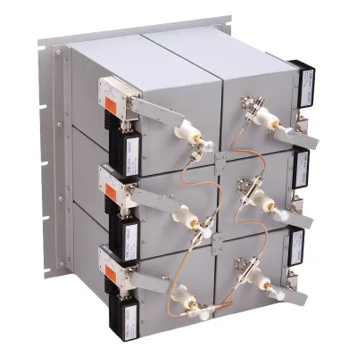 Combinador para 300-650 MHz, 6 Canales, 50 Watt, Conector N Hembra, Circulador Sencillo.