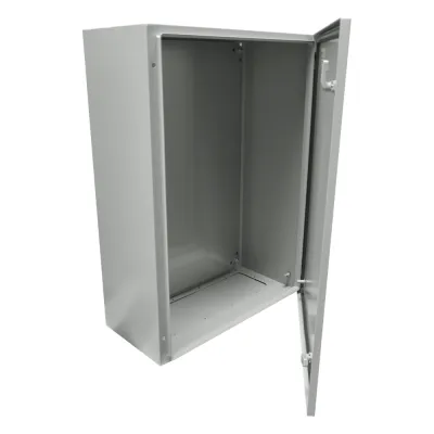Gabinete de Acero IP66 Uso en Intemperie (400 x 600 x 200 mm) con Placa Trasera Interior Metálica y Compuerta Inferior Atornillable (Incluye Chapa y Llave).