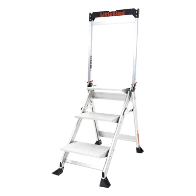 Escalera de Tijera con Punto de Apoyo Anti-caídas de 0.67 m (Nivel de Pie), con Peldaños JUMBO, (SKU 11903).