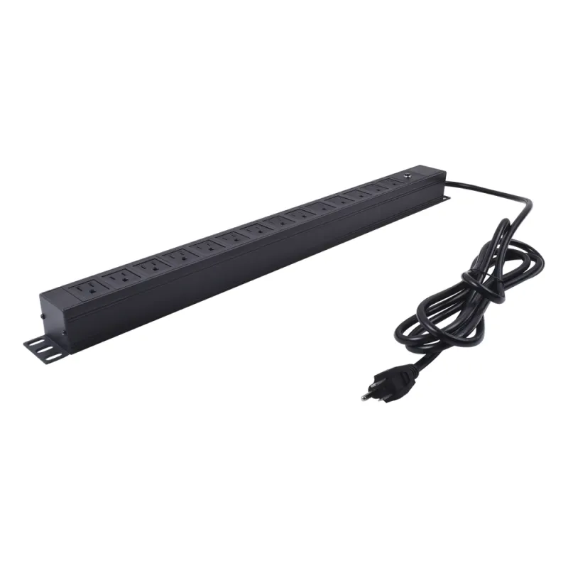 Unidad de Distribución de Energía (PDU) / 14 Tomas / 125 V / Montaje Vertical / Cable 1.90 m (6.2 ft) / Gabinete 650 mm (25.6 in) de Ancho