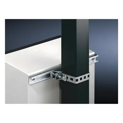 Juego de 2 Herrajes Metálicos para Fijación de Gabinetes Línea PST de 60 cm de ancho. Aplicable en Poste Cuadrado o Redondo.