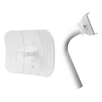 LiteBeam airMAX M5 CPE hasta 100 Mbps, 5 GHz (5150 - 5875 MHz) con antena integrada de 23 dBi, incluye montaje universal UMOUNT