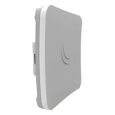 (SXTsq 5 ac) Cliente y PtP en 5GHZ 802.11 a/n/ac con antena de 16 dBi de 23°, Hasta 316 mW de Potencia