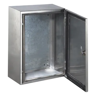Gabinete de Acero Inoxidable IP66 Uso en Intemperie (600 x 800 x 200 mm) con Placa Interna Galvanizada.