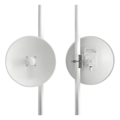 Suscriptor 450i para multipunto, 4900 - 5925 MHz, hasta 300 Mbps, antena de 25 dBi (C050045B021A)