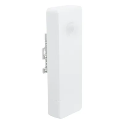 Suscriptor ePMP Force 130 MIMO 2x2 / 28 dBm de potencia / Mejor desempeño en zonas altamente ruidosas / 5150-5970 MHz / Distancia de 3 km en PTMP / Antena integrada de 14 dBi (C050900C505A)