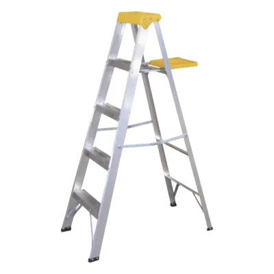 Escalera de Aluminio Tipo Tijera, 5 Peldaños de 1.83 metros.