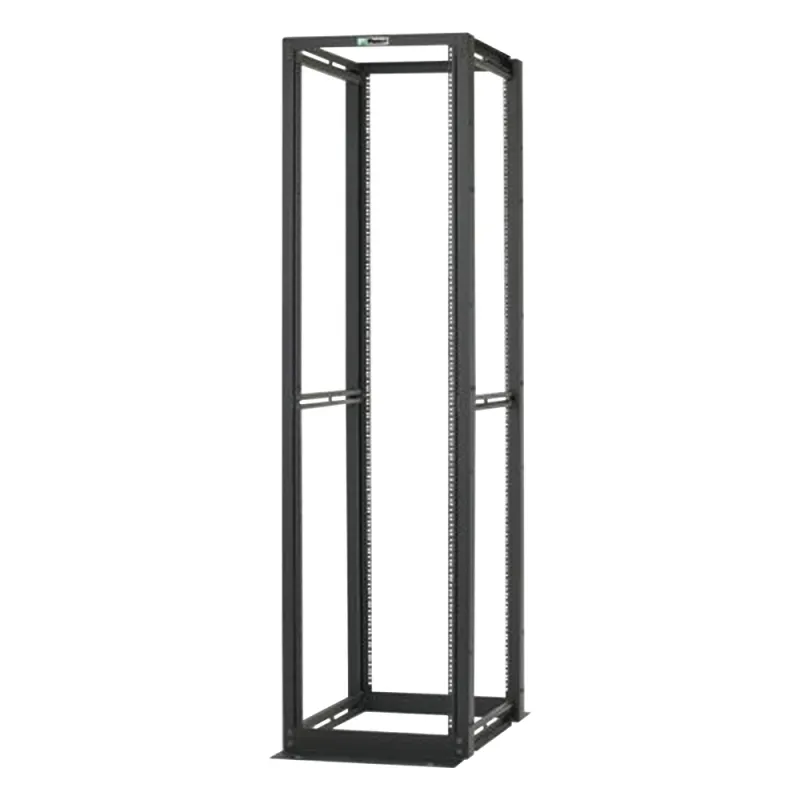 Rack de Cuatro Postes Estándar de 19", Rieles Numerados y Roscados #12-24, Profundidad Máxima de 30 in, 45 Unidades de Rack, Color Negro