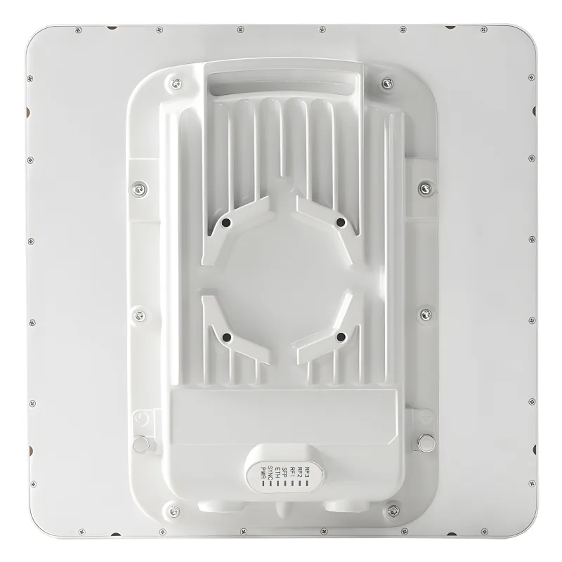 PTP-550 Hasta 1.36 GBps / 4910 - 6200 MHz / 802.11 AC Wave 2 MU-MIMO 4: 4x4 / BackHaul con Antena Integrada (Alta ganancia 23 dBi) (C050055H016A)