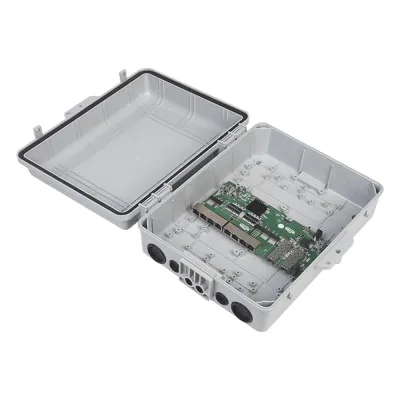 Switch WISP/FTTx con 7 puertos PoE inverso de 24V Pasivo (PoE in), 1 puerto PoE out de 24V + 2 SFP, Integrado con Gabinete NEMA IP67 para exterior