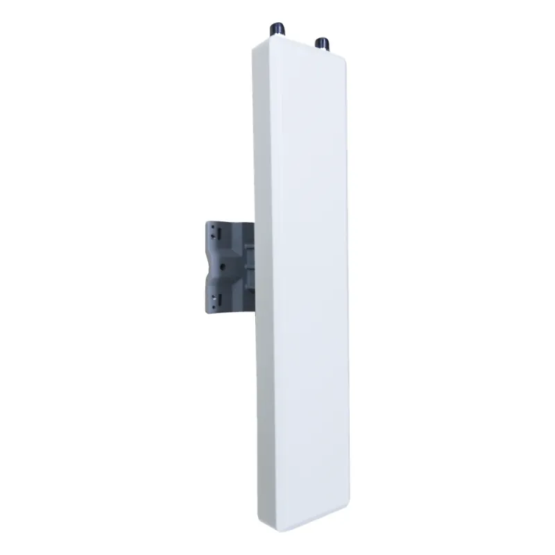 Antena Sectorial de 70° de Apertura en 2.4 GHz de 14 dBi, Conectores N-Hembra, Polaridad Cruzada