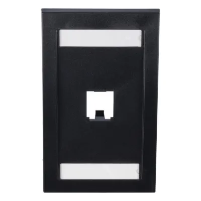 Placa de Pared Vertical Ejecutiva, Salida de 1 Puerto Mini-Com, Con Espacios Para Etiquetas, Color Negro