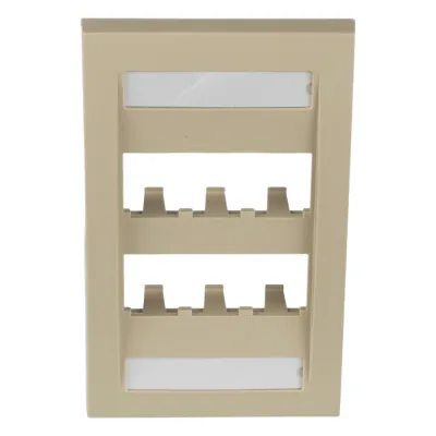 Placa de Pared Vertical Ejecutiva, Salida Para 6 Puertos Mini-Com, Con Espacios Para Etiquetas, Color Marfil
