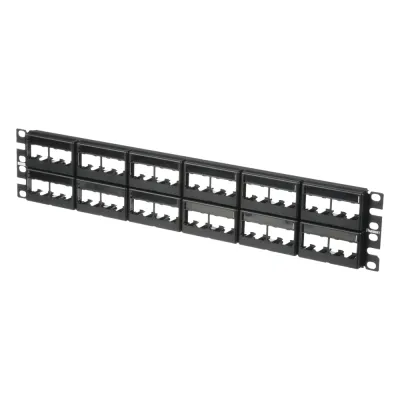 Panel de Parcheo Modular Mini-Com (Sin Conectores), Plano, Sin Blindaje, Con Etiqueta y Cubierta, de 48 Puertos, 2UR
