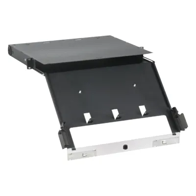 Panel de Distribución de Fibra Óptica, Acepta 4 Placas FAP o FMP, Bandeja Deslizable e Inclinable Hacia Abajo, Hasta 96 Fibras, Color Negro, 1UR