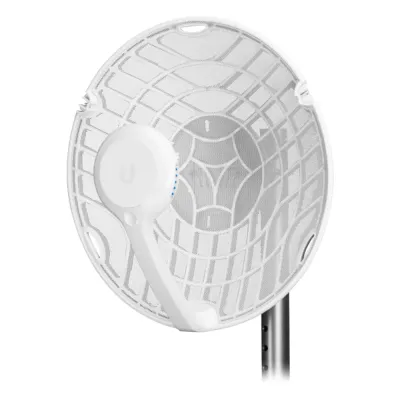 Radio de Backhaul de alta capacidad, tecnología airFiber hasta 1 Gbps, 60 GHz con failover en 5 GHz, con antena integrada de 38 dBi y 11 dBi respectivamente