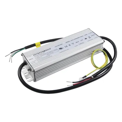 Fuente de Poder / 36 Vcc / 150 Watts / Uso para cámaras Panovu y PTZ IP