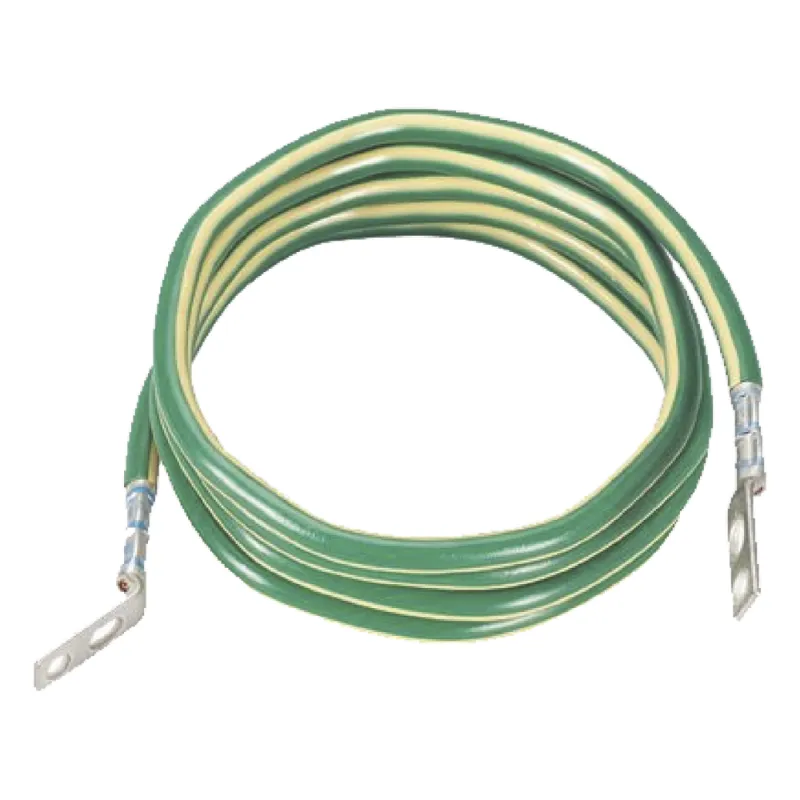 Jumper para Aterrizar Equipos, 6 AWG, con Terminal Doblada a 45 Grados, Para Conexión a Tierra y Terminal Recta Para Equipos, 1.8m de Largo