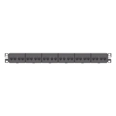 Panel de Parcheo con 24 Acopladores Mini-Com, Plano, Categoría 5e, de 1 UR, Color Negro