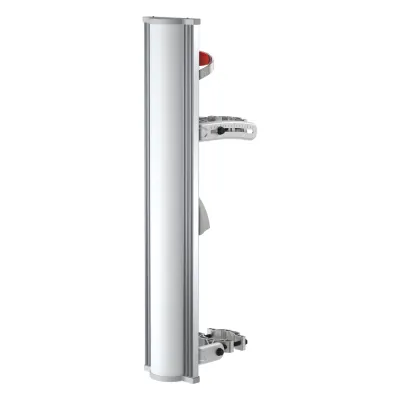 Antena Sectorial 100º Tipo Panel en 2.4 GHz, Ganancia de 14 dBi, BackShield para rechazo al ruido