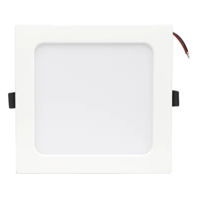 Spot Cuadrado Empotrable / 17.5 x 17.5 cm / Luz Fría / 110 V / 15 W / 1200 lúmenes / 25000 hrs / Ángulo de apertura 120° / IP20