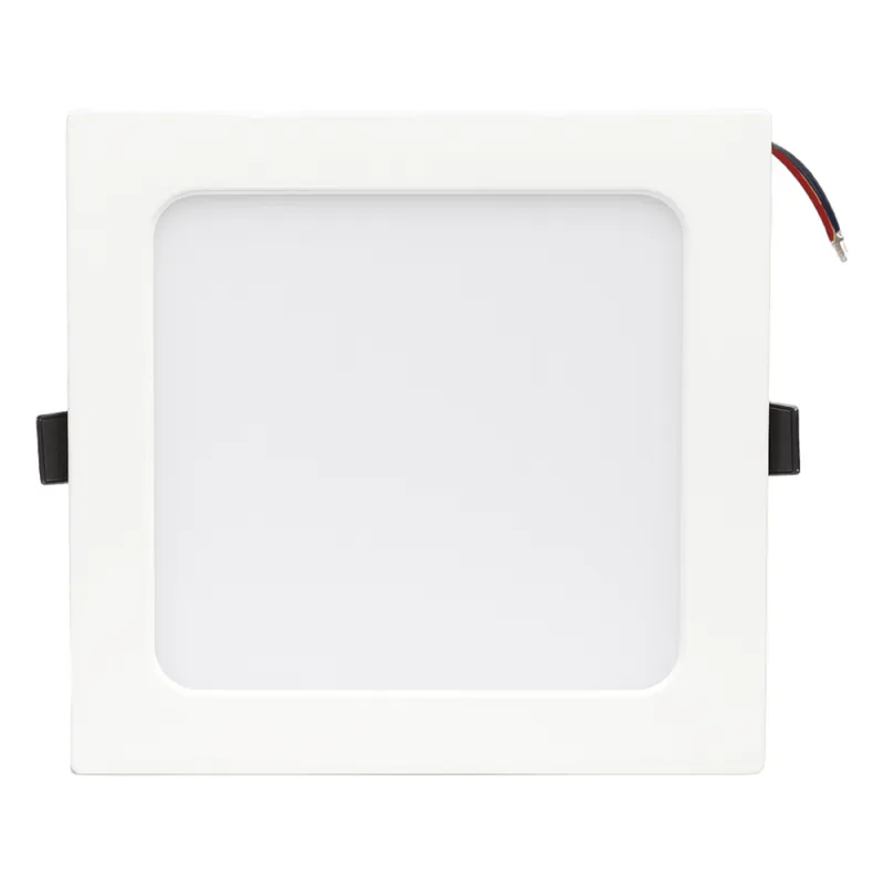 Spot Cuadrado Empotrable / 17.5 x 17.5 cm / Luz Fría / 110 V / 15 W / 1200 lúmenes / 25000 hrs / Ángulo de apertura 120° / IP20