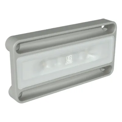 Luz led marina utilitaria NevisLT, emite luz color blanco de 1000 lúmenes, fabricado bajo norma de protección IP67.