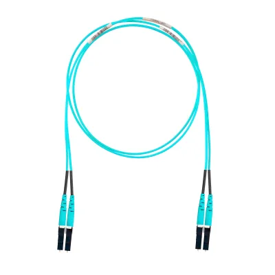 Jumper de Fibra Optica Multimodo 50/125 OM4, LC-LC Duplex, OFNR (Riser), Color Aqua, 2.44 Metros (8 Pies)