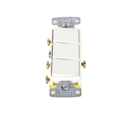 Interruptor Residencial 15 A 120 V, con 3 Bases Unipolares, Cableado lateral, Color Blanco.