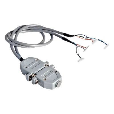 Cable para TK7100 / 8100 / 7102V2 / 8102V2. No requiere conector de accesorios.