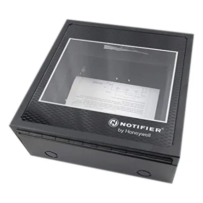 Gabinete de montaje en superficie para anunciador NCA-2 y módulo de red NCM, color negro