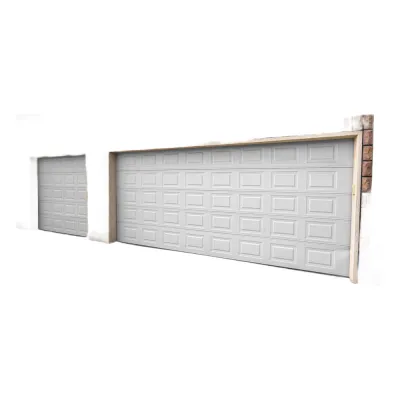 Puerta de Garage de alta calidad, Color blanco 16x7 pies, AISLADA, Estilo Americana , CUADRO CORTO.