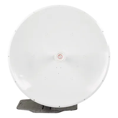 Antena direccional para radios C5x, C6x, B5x / Guía de onda para maximizar la conexión en transmisión / 4.9 - 6.5 GHz / 4ft / Ganancia de 36 dBi / Montaje incluido.