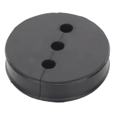 Inserto de Caucho de 4" Con Tres Orificios para Cable de 3/8 in