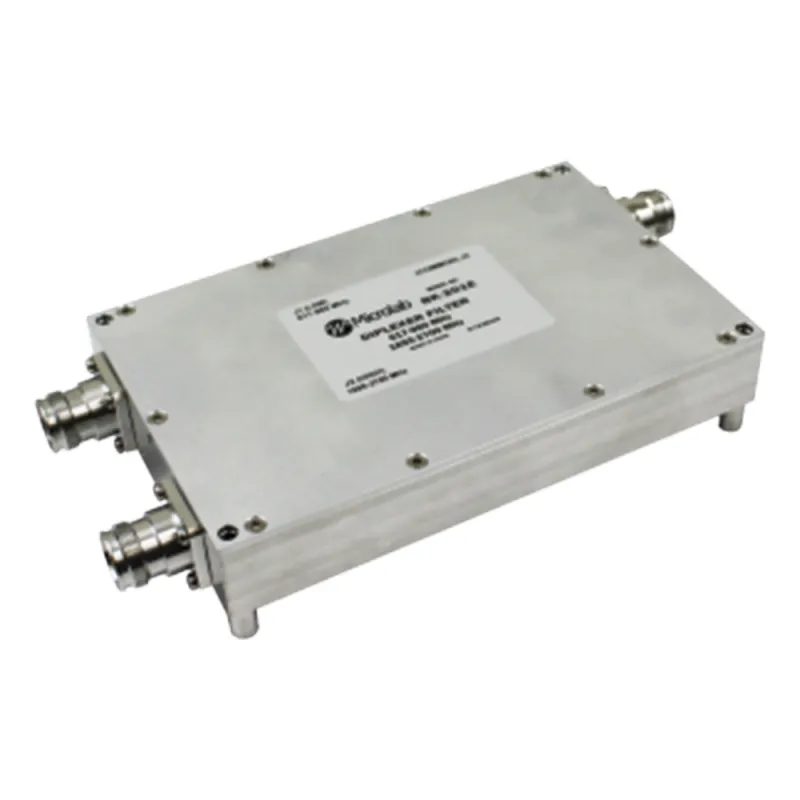 DIPLEXOR 617-960/1695-2700MHz 250W -161dBc 4.3-10 IP67 .