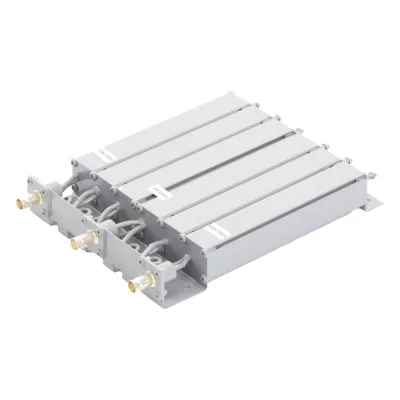 Duplexer SYSCOM Modificado en UHF, 6 Cav. 440-470 MHz, 50 Watt, 5 MHz Sep. Rechazo de Banda, BNC Hembras.