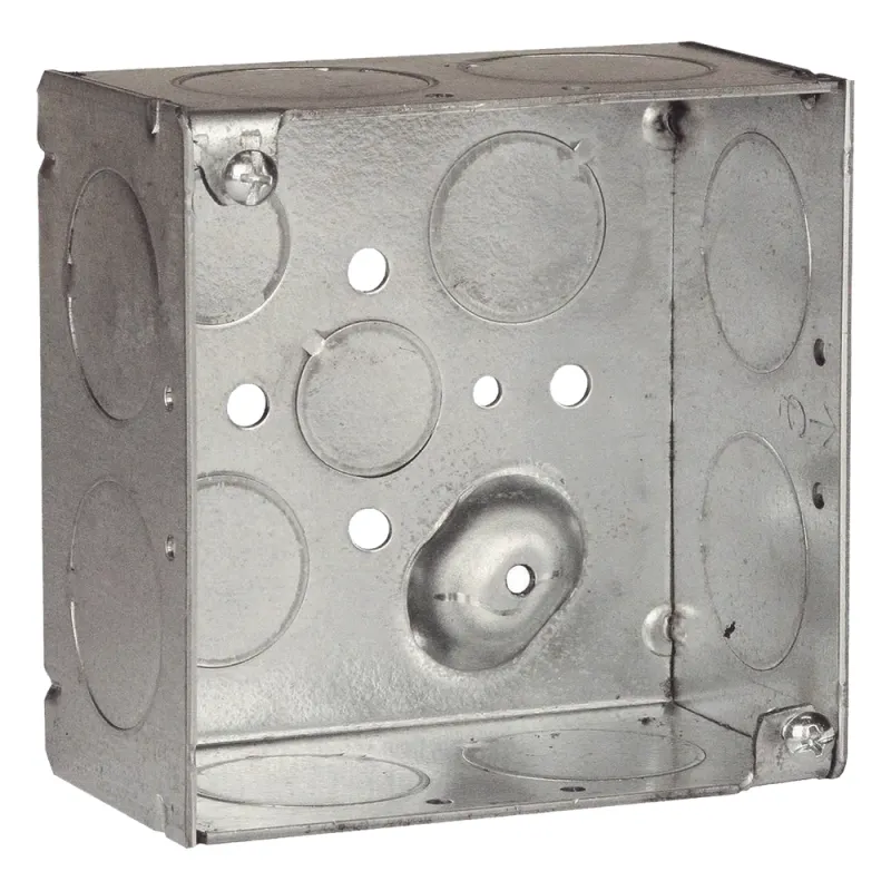 Caja Cuadrada Galvanizada de 4" x 4"/ Profundidad de 2 1/8" /8 Entradas 1", 3 Entradas 1/2" y 2 Entradas 3/4"/ Soldada.