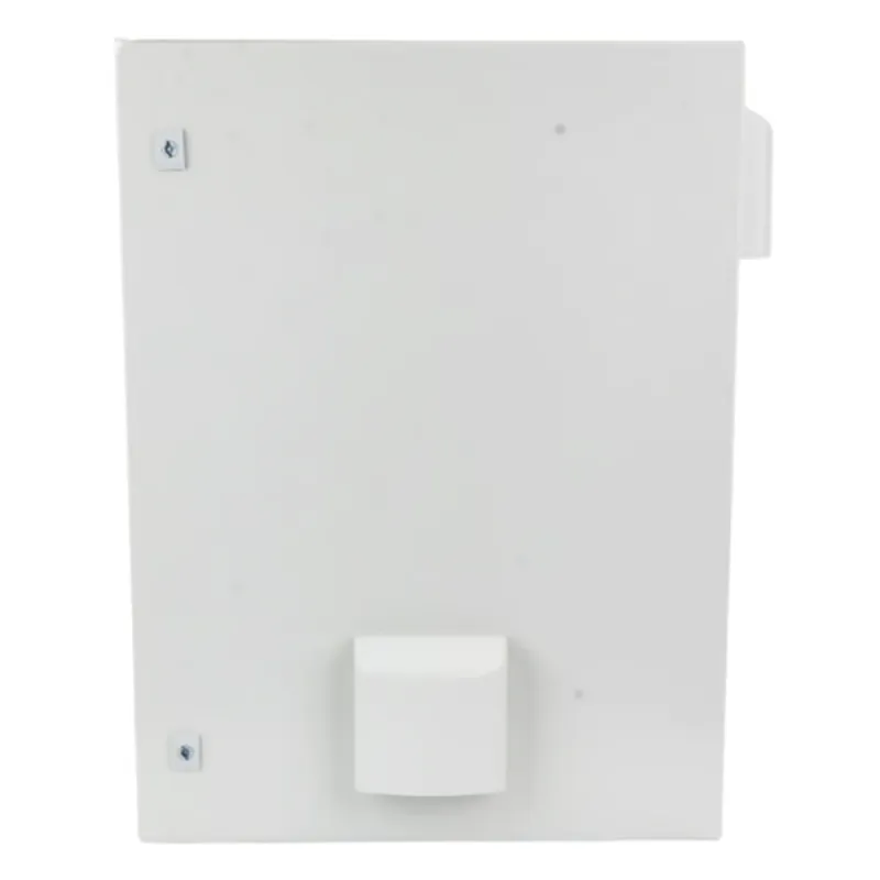 Gabinete Ventilado de Acero IP55 Uso en Exterior (500 x 700 x 250 mm) con Placa Trasera Interior Metálica y Compuerta Inferior Atornillable. Incluye Ventilador, Ventilas, filtros, Chapas y Llave T.