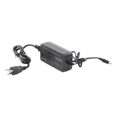 Fuente de poder con Cables de Extensión para Mayor Alcance 12 Vcc / 5 Amperes / Profesional / 0.5 metros a la toma de alimentación / 0.5 metros a la conexión del dispositivo