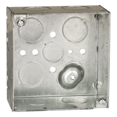 Caja Cuadrada Galvanizada de 4 x 4" / Profundidad 2 1/8 / 11 Entradas de 3/4" y 1 de 1/2".