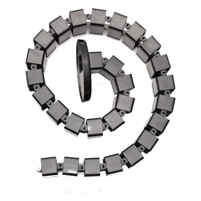 Portacable de Tipo Cadena para Escritorio / Organizador de Cables Vertical Articulado / 1200 mm (47.24 Pulgadas) de Longitud / Evita que los Cables se Enreden o Tensen al Momento de Elevar la Altura