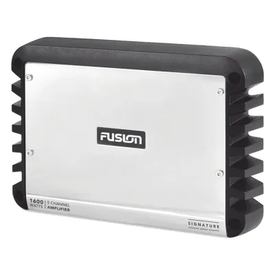 Amplificador náutico de audio de la serie Signature de 5 canales de 1600 W de pico