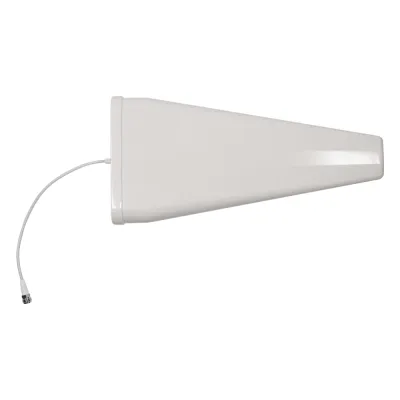 Antena Direccional de Banda Ancha de Alto Desempeño, 600-960 MHz / 1425-4000 MHz, conector N hembra. 50 Ohm de impedancia.