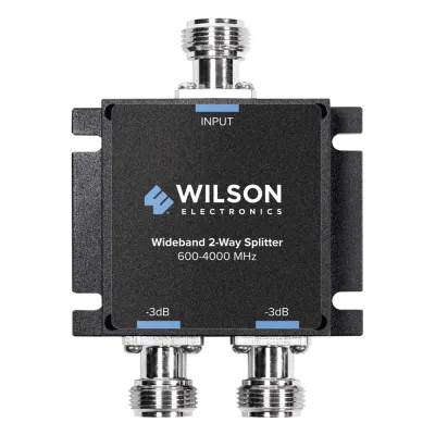 Divisor de potencia (Splitter) de dos vías para 600-4000 MHz.
