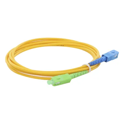 Jumper de Fibra Óptica Monomodo SC/APC-SC/UPC Simplex de 2 Metros (6.56 Pies), 3mm